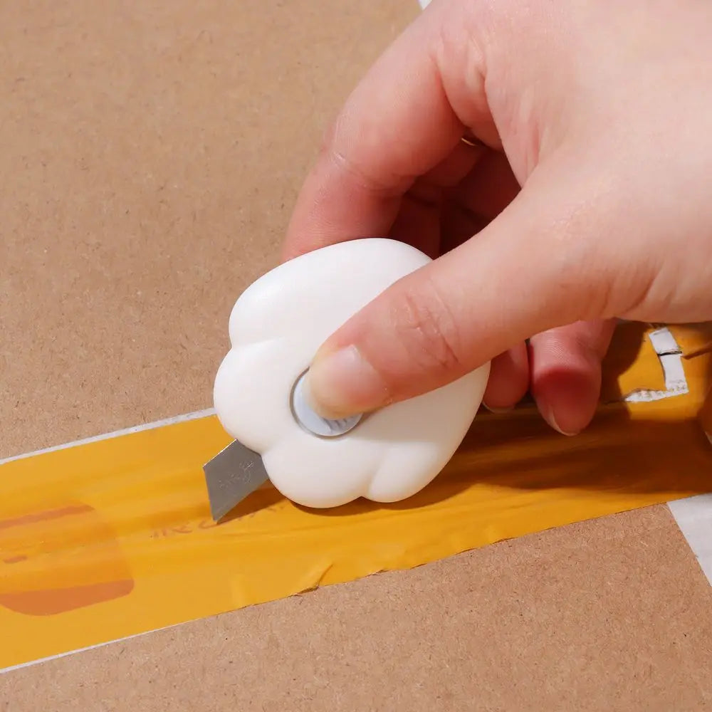 Mini Retractable Box Cutter